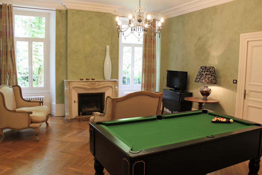 Chambres d'Hôtes Château de Viviez Ngoại thất bức ảnh